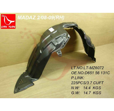 Mazda 2 07-*Plastico Pase Rueda Delanter Dch