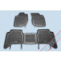 Alfombrillas Goma Negra Toyota Hilux Desde 2005, 4-Puertas 3-Piezas