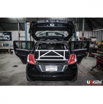 BARRA REFUERZO ULTRARACING SUZUKI SWIFT 1.2/1.4 10+ ULTRARACING 4P TRASERA CROSS BRACE