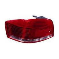 Audi A3 03-*Piloto Tras Izq 3p