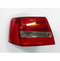 Audi A6 11-*Piloto Traser. Izq 4 Puertas