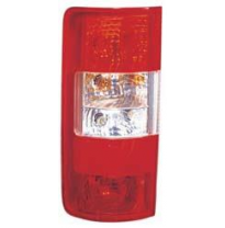 Ford Transit Connect 02-*Piloto Tras Izq