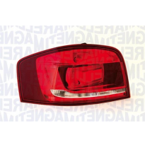 Audi A3 Black Line 10-*Piloto Trasero Con Antiniebla Izq Magneti Marelli