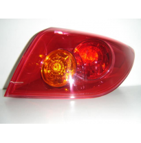 Mazda 3 3/5p 04-*Faro.Tras Dch(Aleta/Rojo)