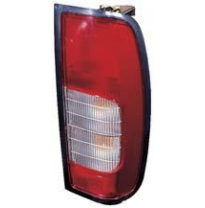 Nissan D22 98-*Piloto Tras Derech (Tipo Koito)