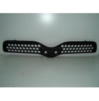 Toyota Yaris 99-*Rejilla Negra