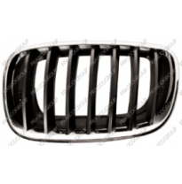 Rejilla Izquierda Cromada Negra