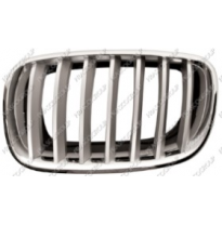 Rejilla Izquierda Cromada -Titanio