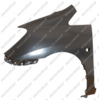 Aleta C/a Corolla Verso Del.Izq. 02&gt;