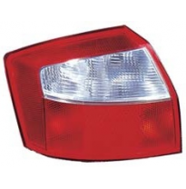 Audi A4 01-*Piloto Trasero  Izq