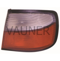 Nissan Primera 96-*Piloto Trasero Dch Rojo/Blanco 4p