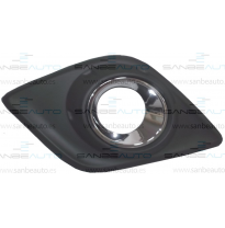 Toyota Hilux 16-*Rejilla Paragolpes Delantero Dch Con Agujero Antiniebla Y Con Aro Cromado