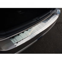 Protector de paragolpes trasero Inox Volkswagen Passat B7 Variant 2010-2014 &#039;Ribs&#039;