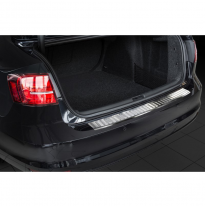 Protector Paragolpes Trasero Acero Inox Volkswagen Jetta Facelift 2014- &#039;Ribs&#039;