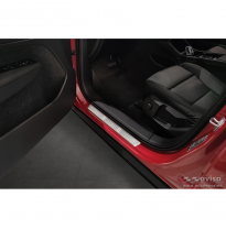 Protectores de umbral de puerta de acero inoxidable para Volvo XC40 2018- - &#039;Lines&#039; - 4 piezas AVISA