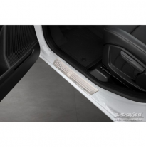 Protectores de umbral de puerta de acero inoxidable valido para Renault Express Furgon 2021- &#039;Lines&#039; - 2 piezas