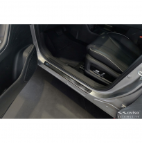 Protectores de umbral de puerta Avisa de acero inoxidable negro compatibles con Omoda 5 2024- - &#039;Lines&#039; - 4 piezas