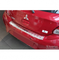 Protector de parachoques trasero de acero inoxidable apto para Mitsubishi Space Star Facelift 2020- &#039;Ribs&#039;