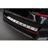 Protector de parachoques trasero de acero inoxidable apto para BMW X1 U11 / X1 U11 xLine 2022- &#039;STRONG EDITION&#039;