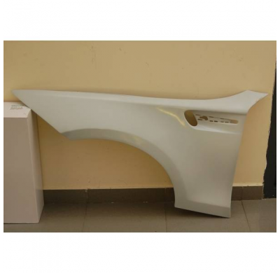 Aletas Delanteras BMW E87 E81 E82 E88 Look M1 - Fibra de vidrio