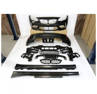 Kit De Carrocería BMW F22 / F23 2013-2019 Look M2 Competition Plástico ABS