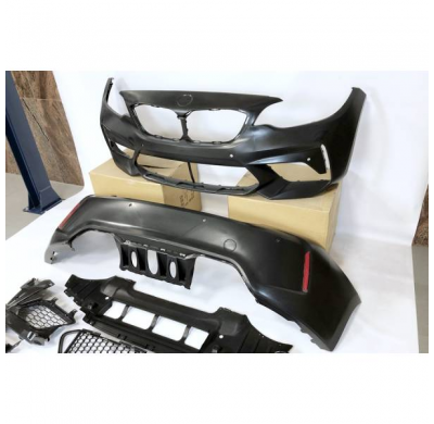 Kit De Carrocería BMW F22 / F23 2013-2019 Look M2 Competition Plástico ABS