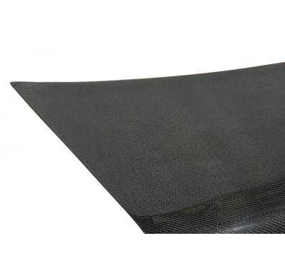 Portón Carbono Subaru Impreza '98 4P. Fibra de Carbono