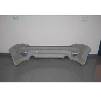 Paragolpes Trasero Ford Focus 05 Tipo ST Fibra de vidrio