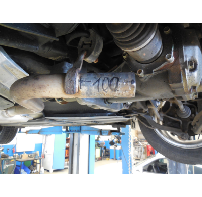 Subaru Impreza GP 4x4 Escape trasero FOX salida cruzada izquierda derecha - 1x100 tipo 27 derecha / izquierda