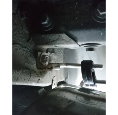 Subaru Outback BT con inserto trasero negro mate Silenciador trasero Fox exhaust