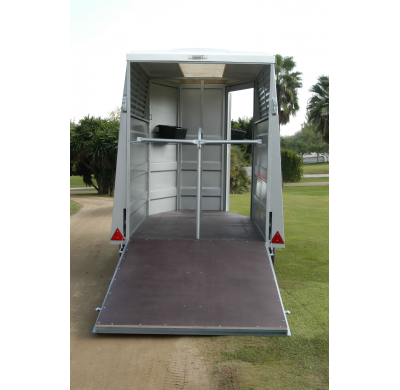 Remolque Ecuestre 2 Caballos 1.600 Kg (Chapa) Serie Ecuestre Y Plataformas - Remolques Para Caballos