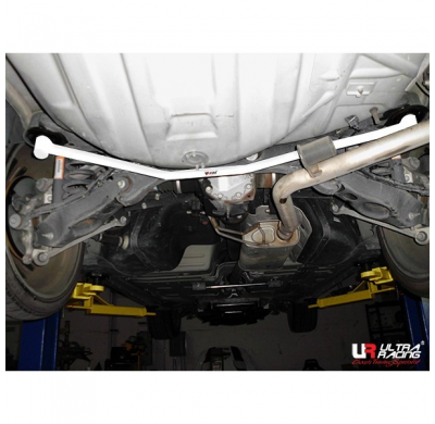BARRA REFUERZO ULTRARACING CHRYSLER 300C V6/V8 05-15 ULTRARACING 2P TRASERA INFERIOR BRACE