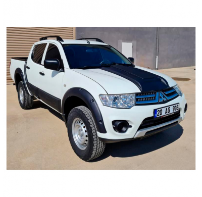 Revestimiento de carrocería Oneway apto para Mitsubishi L200 Triton 4 2007-2014 - Negro mate