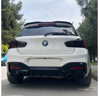 Alerón de techo Oneway (tapa) apto para BMW Serie 1 F20/F21 M-Power Facelift 2015-2019 - Negro brillante