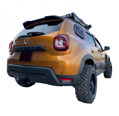 Embellecedores de paso de rueda Oneway Set compatibles con Dacia Duster II 2018-2024 - Negro mate