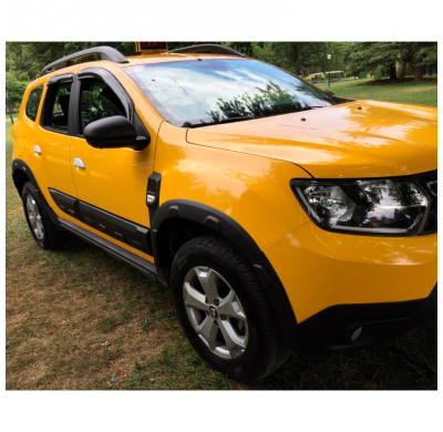 Embellecedores de paso de rueda Oneway Set compatibles con Dacia Duster II 2018-2024 con Park Assist (Offroad) - Negro mate