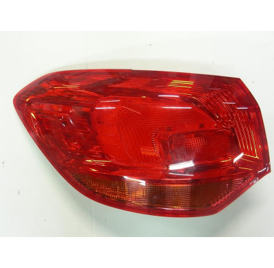 Opel Astra 10-*Piloto Trasero Izq Sw(Rojo/Rojo)