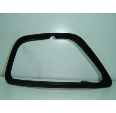 Rejilla C/a Parach.Focus Del.Izq. 01>05