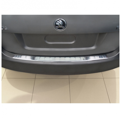 PROTECTOR PARAGOLPES TRASERO ACERO Skoda Fabia II Combi 2007- 'Ribs'