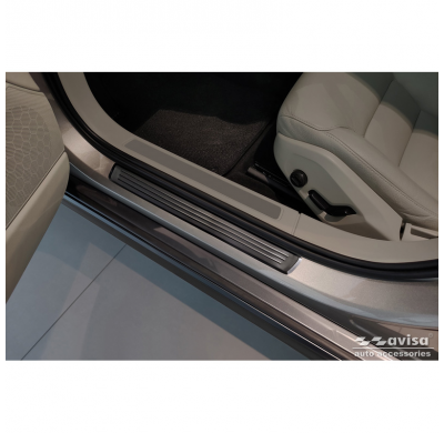 Protectores de umbral de puerta de acero inoxidable negro aptos para Volvo V90 y V90 Cross Country 2016- - 'Lines' - 4 piezas