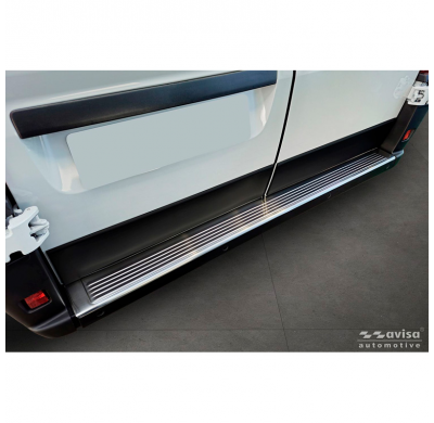 Protector de parachoques trasero de acero inoxidable Avisa compatible con Fiat Ducato III Facelift 2023- / Opel Movano III Facel