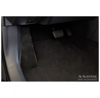 Reposapiés de acero apto para Toyota Corolla Cross 2022-