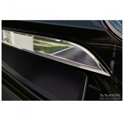 Protector de parachoques trasero de acero inoxidable cromado apto para Toyota Corolla Cross (XG1TJ) 2022- 'Ribs'