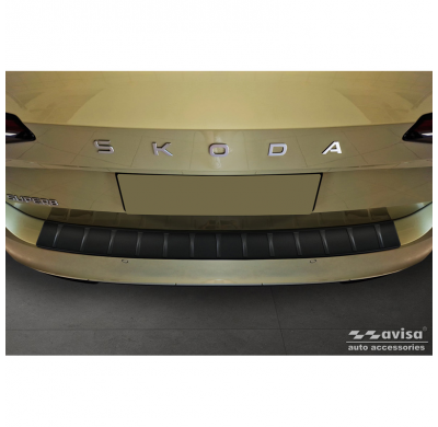 Protector de parachoques trasero de acero inoxidable negro mate adecuado para Skoda Superb IV Combi 2023- 'Ribs'