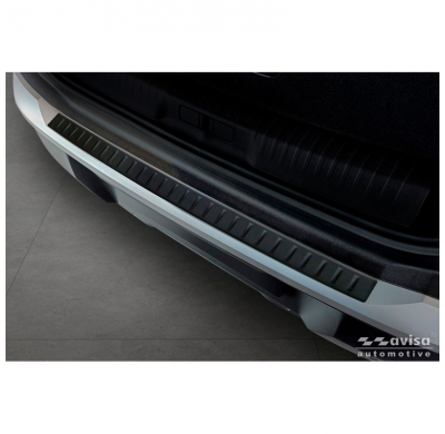 Protector de parachoques trasero Avisa de acero inoxidable negro mate compatible con Peugeot 5008 III 2024 - 'Ribs'