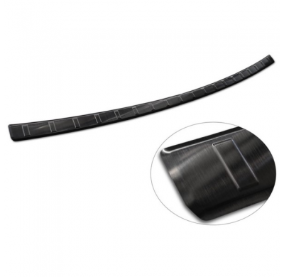 Protector de parachoques trasero en acero inoxidable para Toyota Corolla Cross 2022- 'Ribs'.