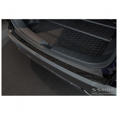 Protector de parachoques trasero en carbono 3D para Toyota Corolla Cross 2022- 'Ribs'.