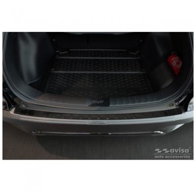 Protector de parachoques trasero en carbono 3D para Toyota Corolla Cross 2022- 'Ribs'.