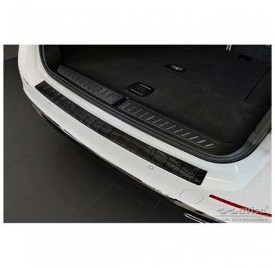 Protector de parachoques trasero de carbono 3D real adecuado para BMW Serie 5 Touring G31 FL 2020- 'Ribs'