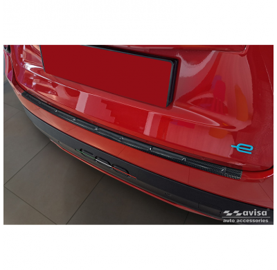 Protector de parachoques trasero de carbono 3D real adecuado para Fiat 600 Hybrid y 600e 2023- 'Ribs'